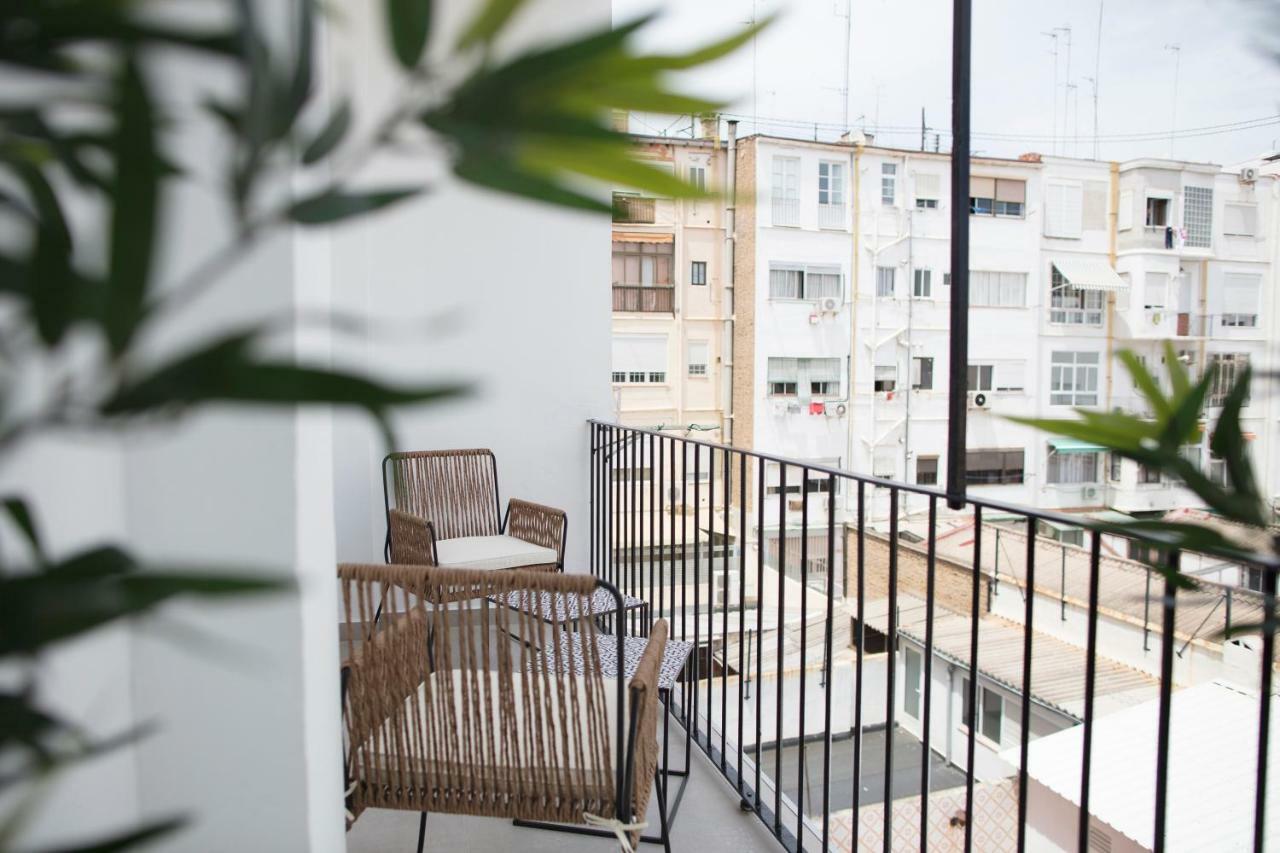 Florit Flats - Chic And Central In A Lively But Quiet Area All Walking Distance Valencia Eksteriør billede